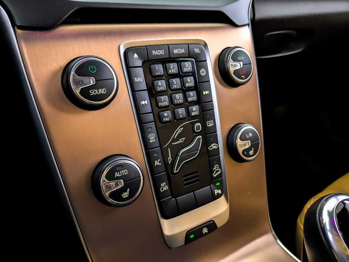 Volvo V40, 2018 Фото №27