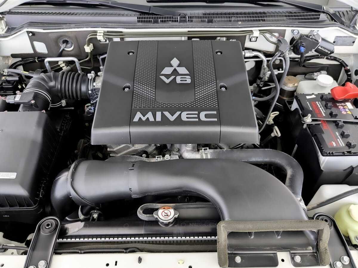 Mitsubishi Pajero, 2019 Фото №9