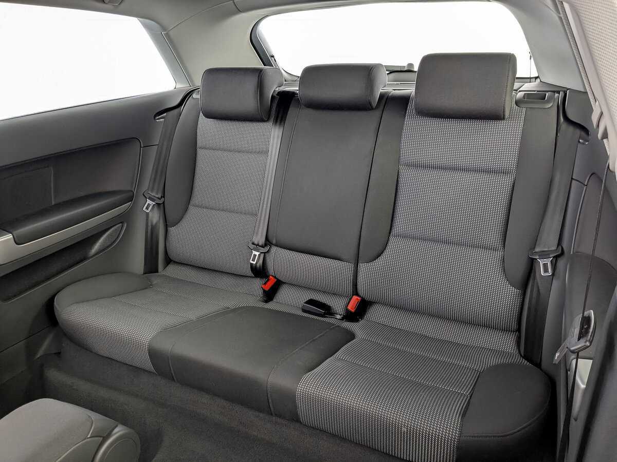 Audi A3, 2011 Фото №12