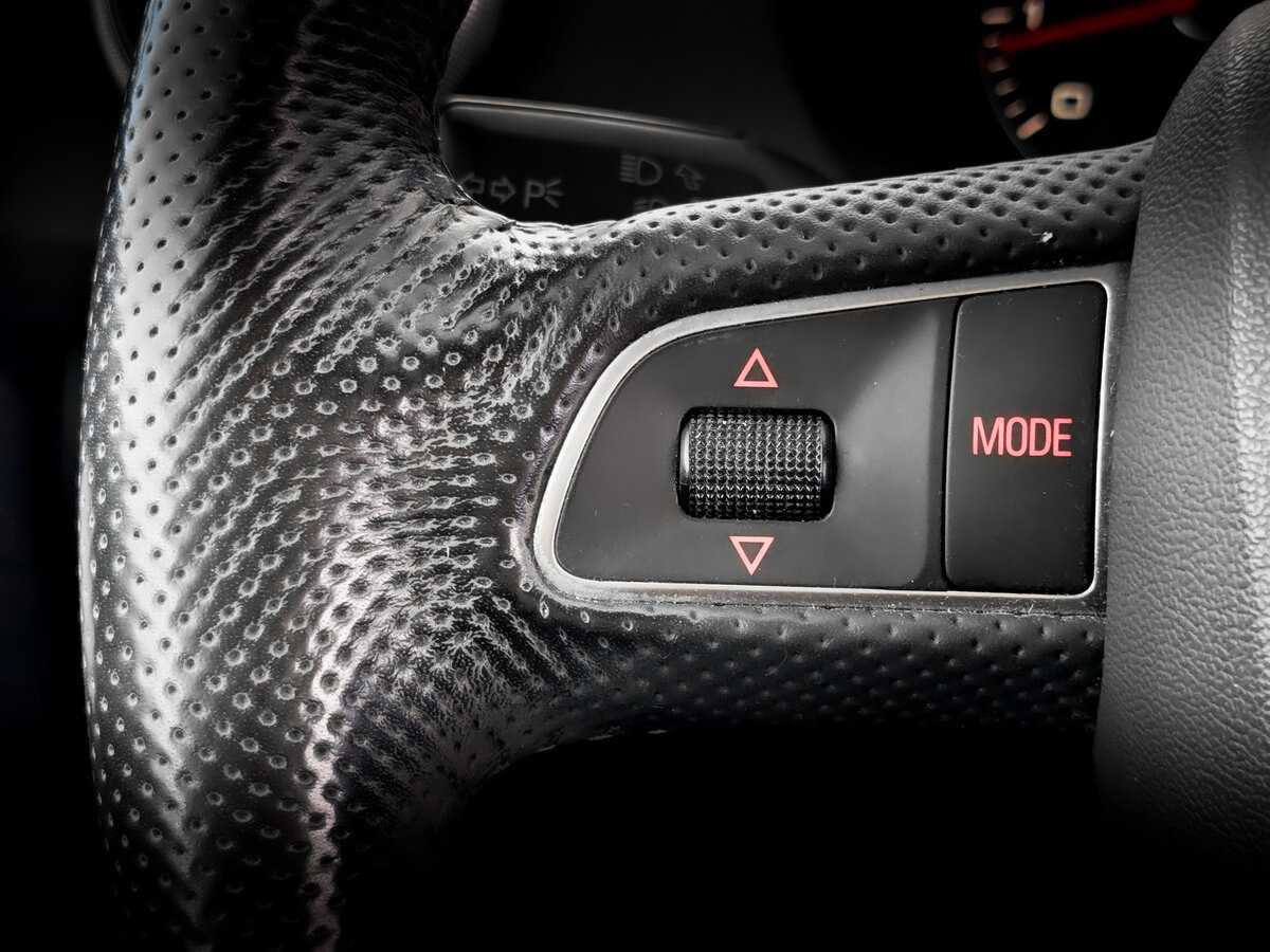 Audi A3, 2011 Фото №26