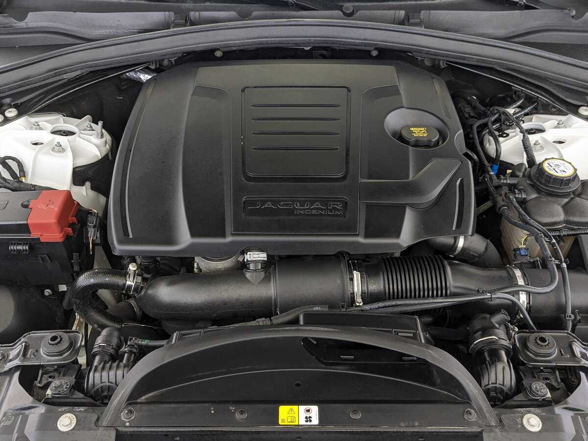 Jaguar F-Pace, 2018 Фото №9