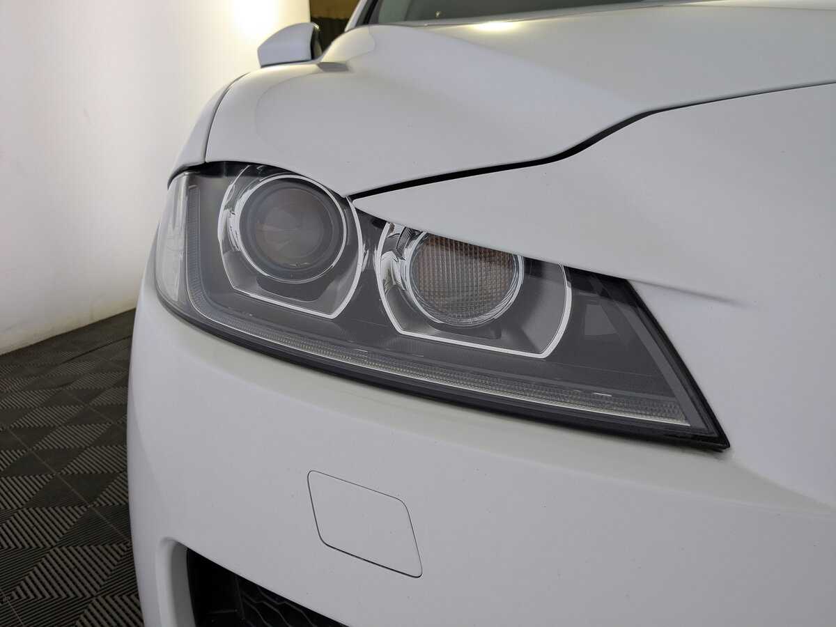 Jaguar F-Pace, 2018 Фото №11