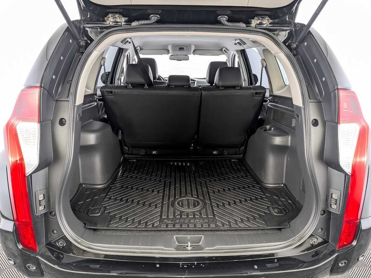 Mitsubishi Pajero Sport, 2020 Фото №10