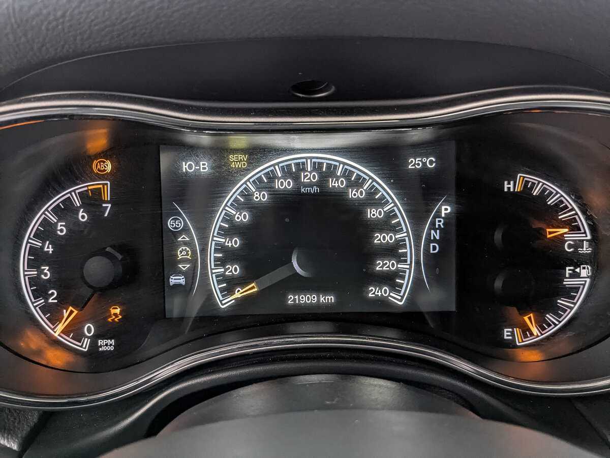 Jeep Grand Cherokee, 2021 Фото №16