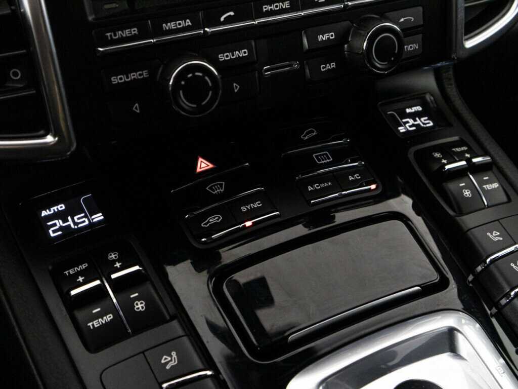 Porsche Cayenne Diesel, 2014 Фото №17