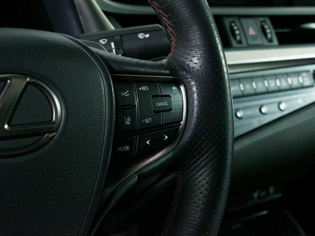 Lexus ES 350, 2020 Фото №16