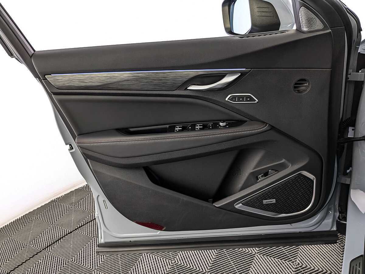 Geely Tugella, 2023 Фото №19