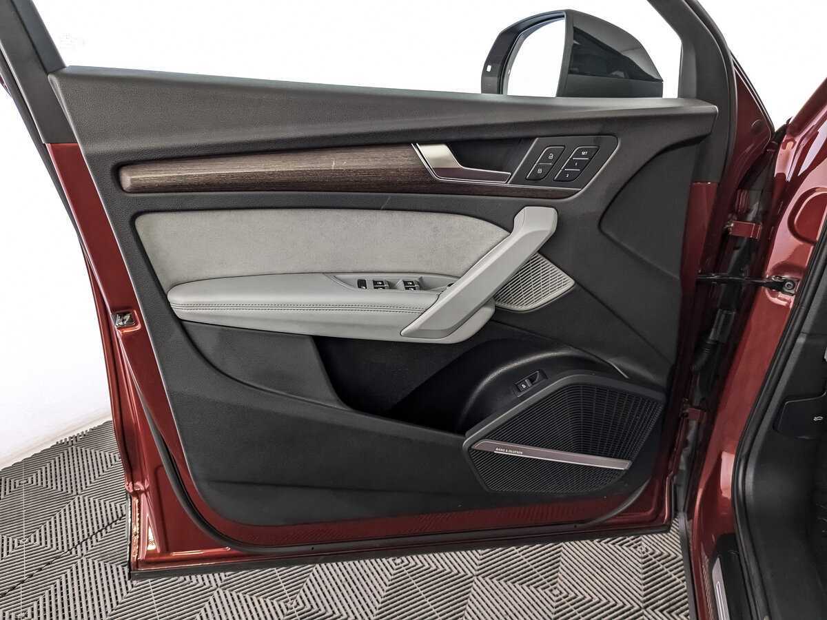 Audi Q5 45 TFSI, 2021 Фото №17