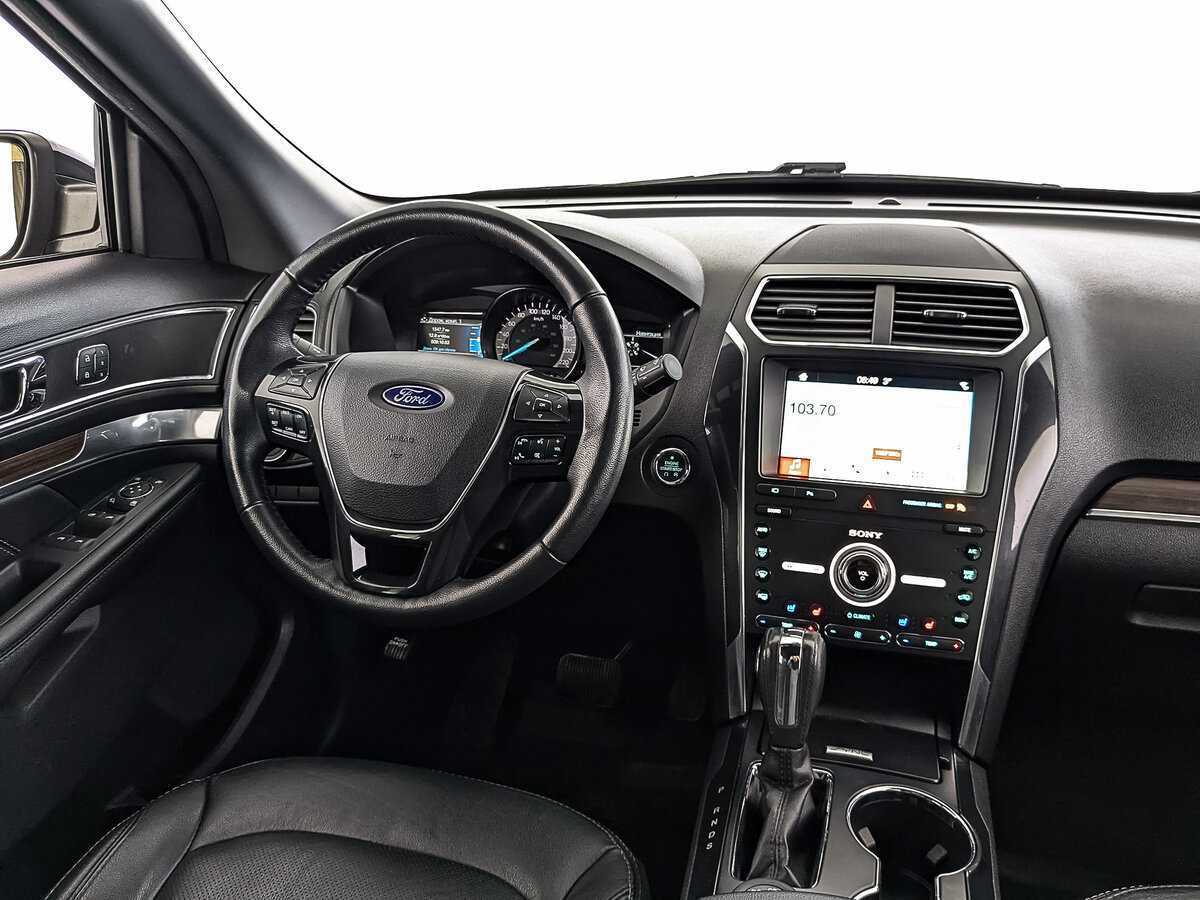 Ford Explorer, 2019 Фото №21