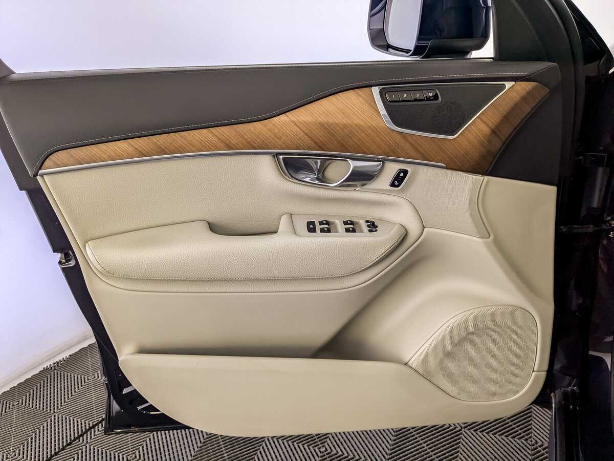 Volvo XC90, 2018 Фото №17