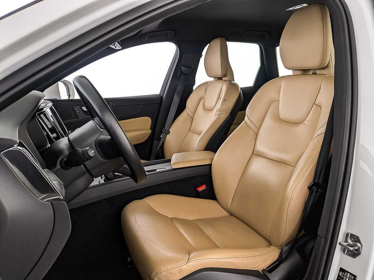 Volvo XC60, 2019 Фото №20