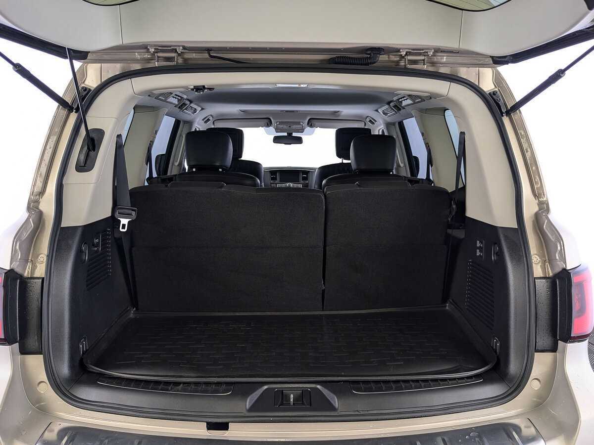 Infiniti QX80, 2019 Фото №10
