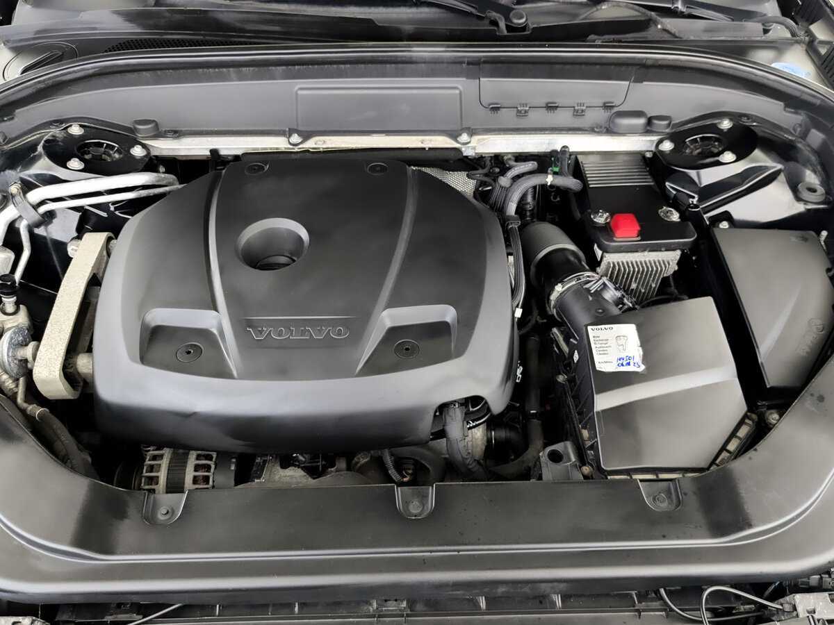 Volvo XC60, 2018 Фото №9