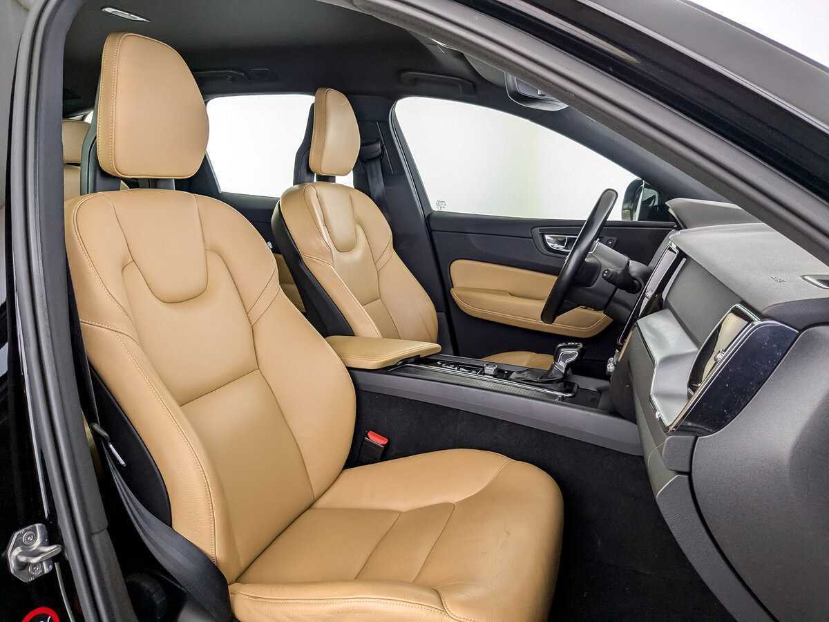 Volvo XC60, 2018 Фото №22