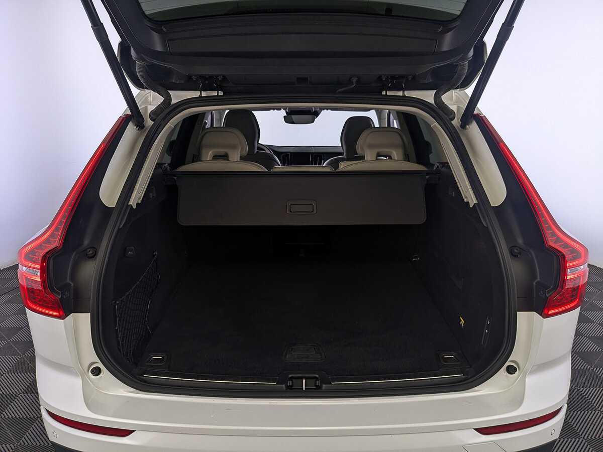 Volvo XC60, 2018 Фото №10
