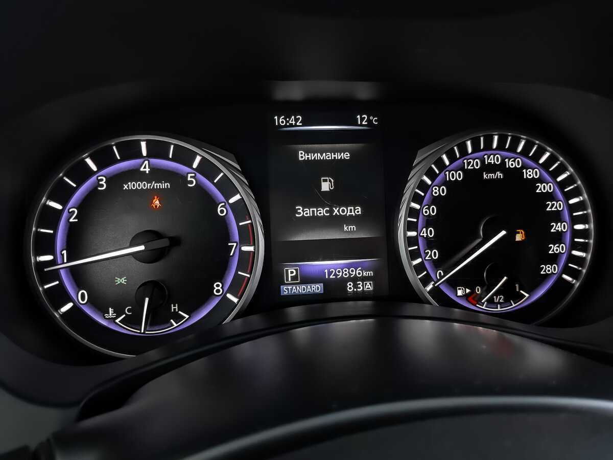 Infiniti Q50, 2016 Фото №16