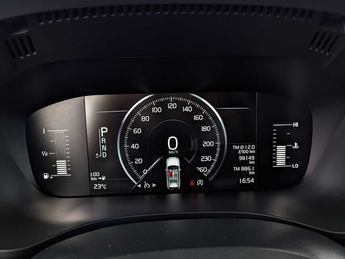 Volvo XC60, 2018 Фото №14