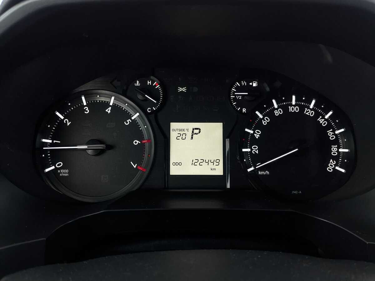 Toyota Land Cruiser Prado, 2020 Фото №16