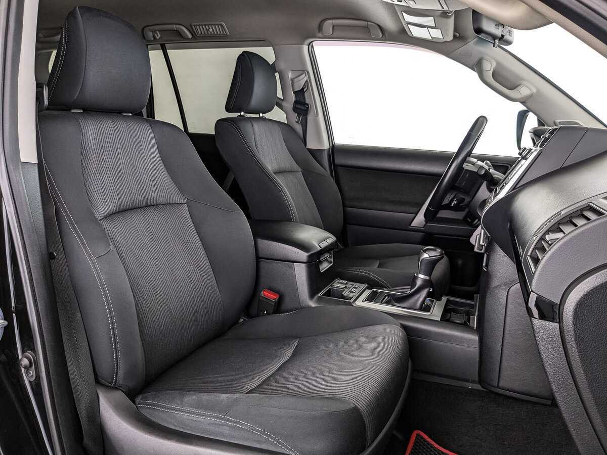 Toyota Land Cruiser Prado, 2020 Фото №23