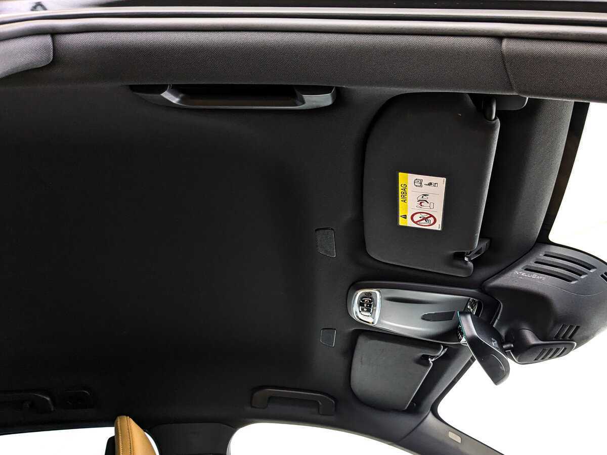 Volvo XC60, 2018 Фото №23