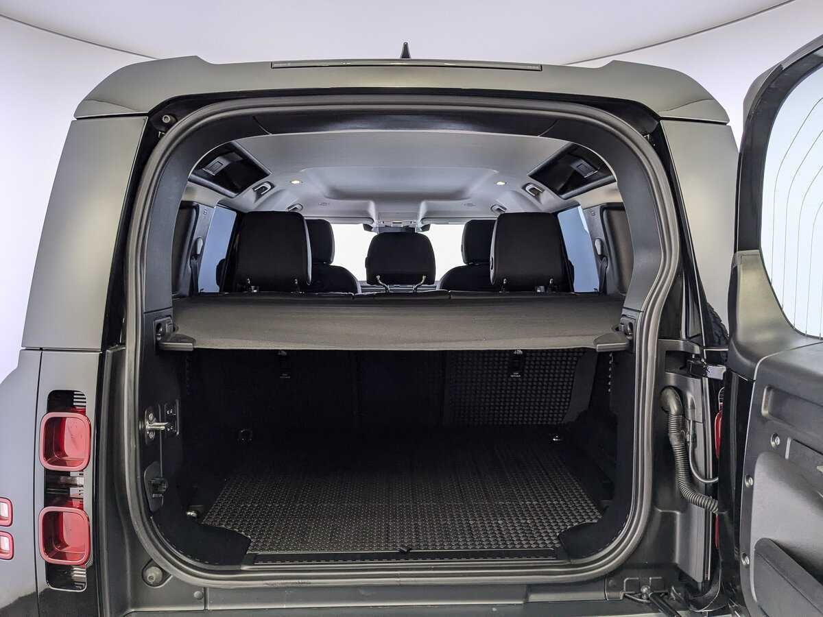 Land Rover Defender 110, 2021 Фото №10