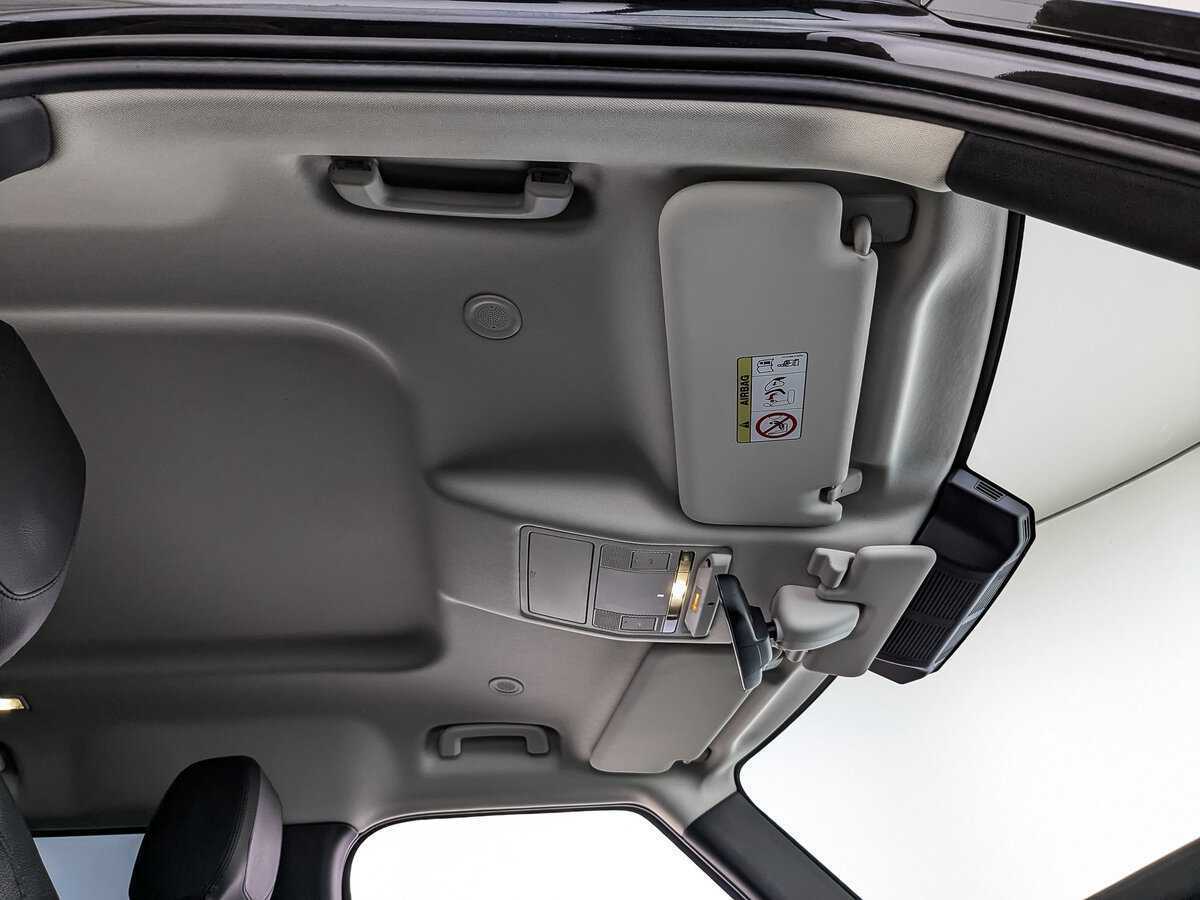 Land Rover Defender 110, 2021 Фото №22