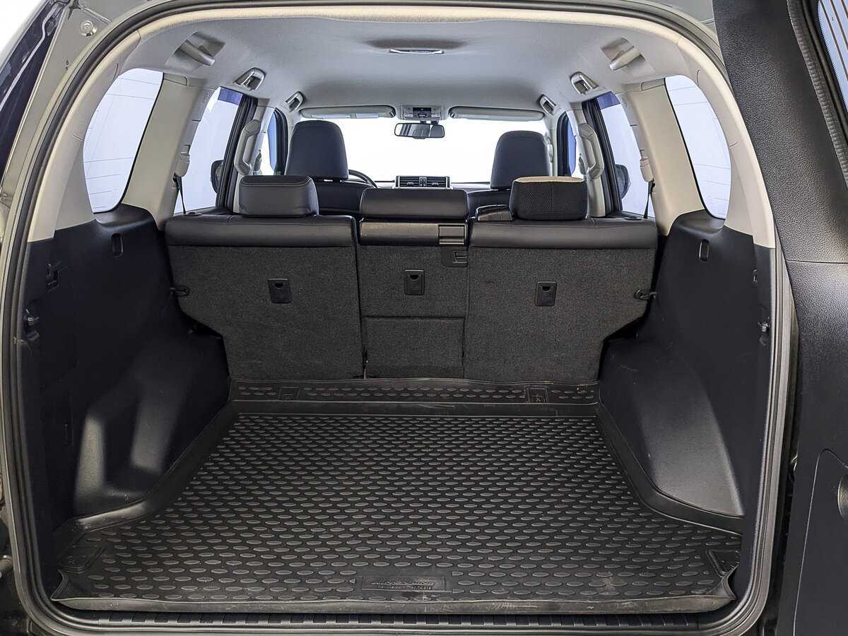 Toyota Land Cruiser Prado, 2017 Фото №10