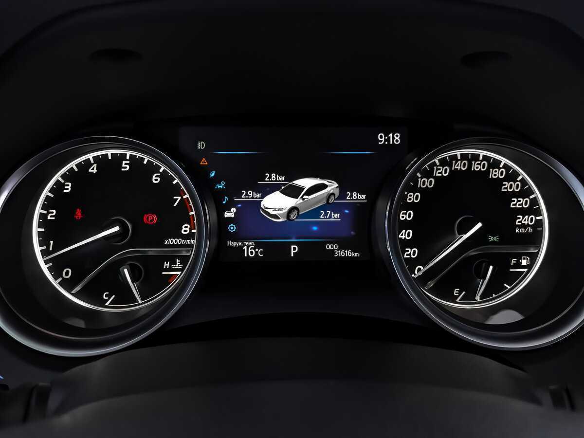 Toyota Camry, 2022 Фото №13