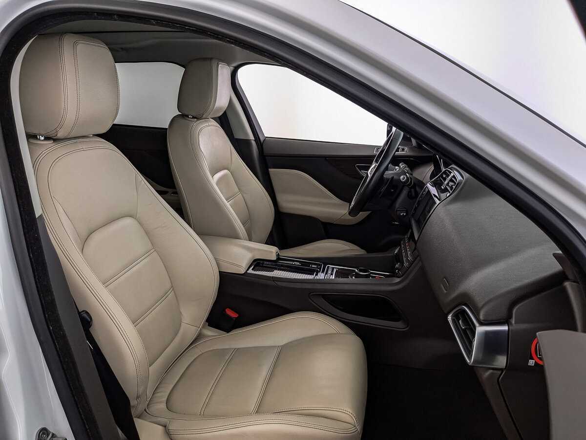 Jaguar F-Pace, 2018 Фото №23