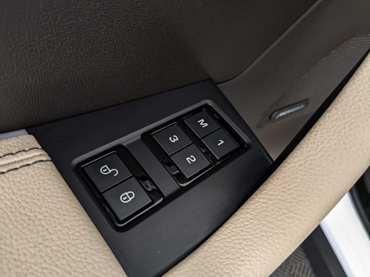 Jaguar F-Pace, 2018 Фото №28