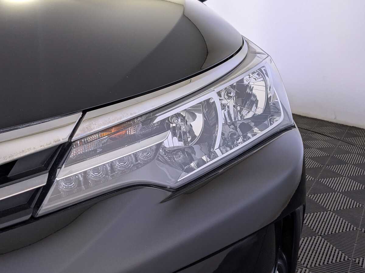 Toyota Corolla, 2017 Фото №11