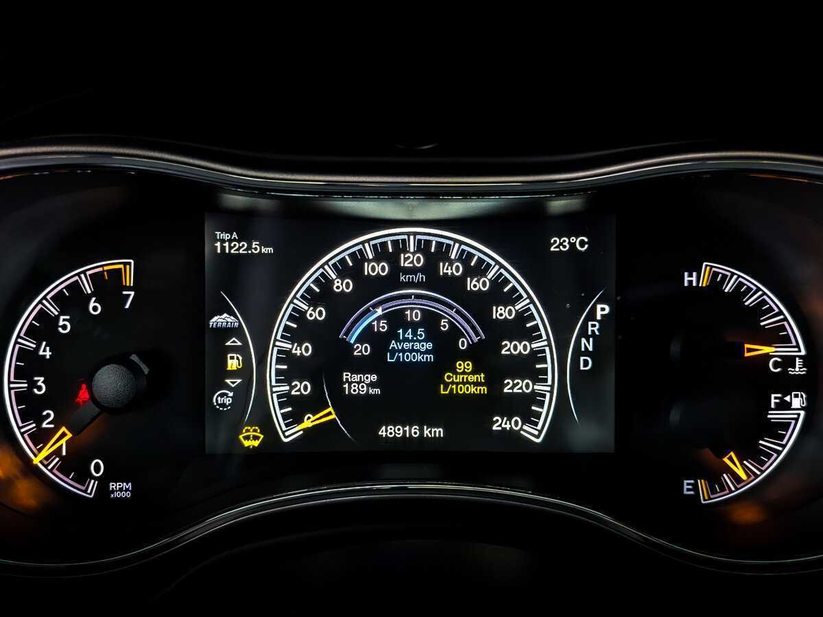 Jeep Grand Cherokee, 2018 Фото №12