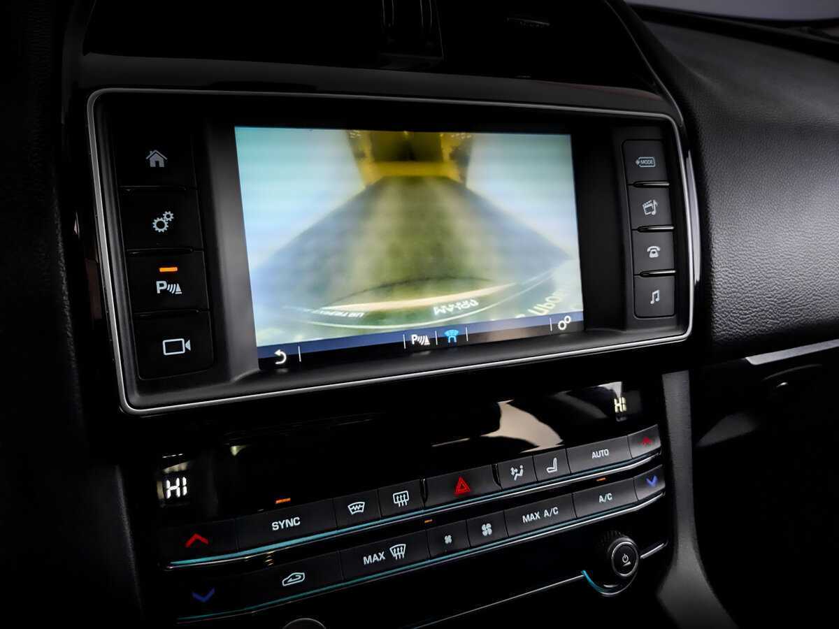 Jaguar F-Pace, 2017 Фото №27