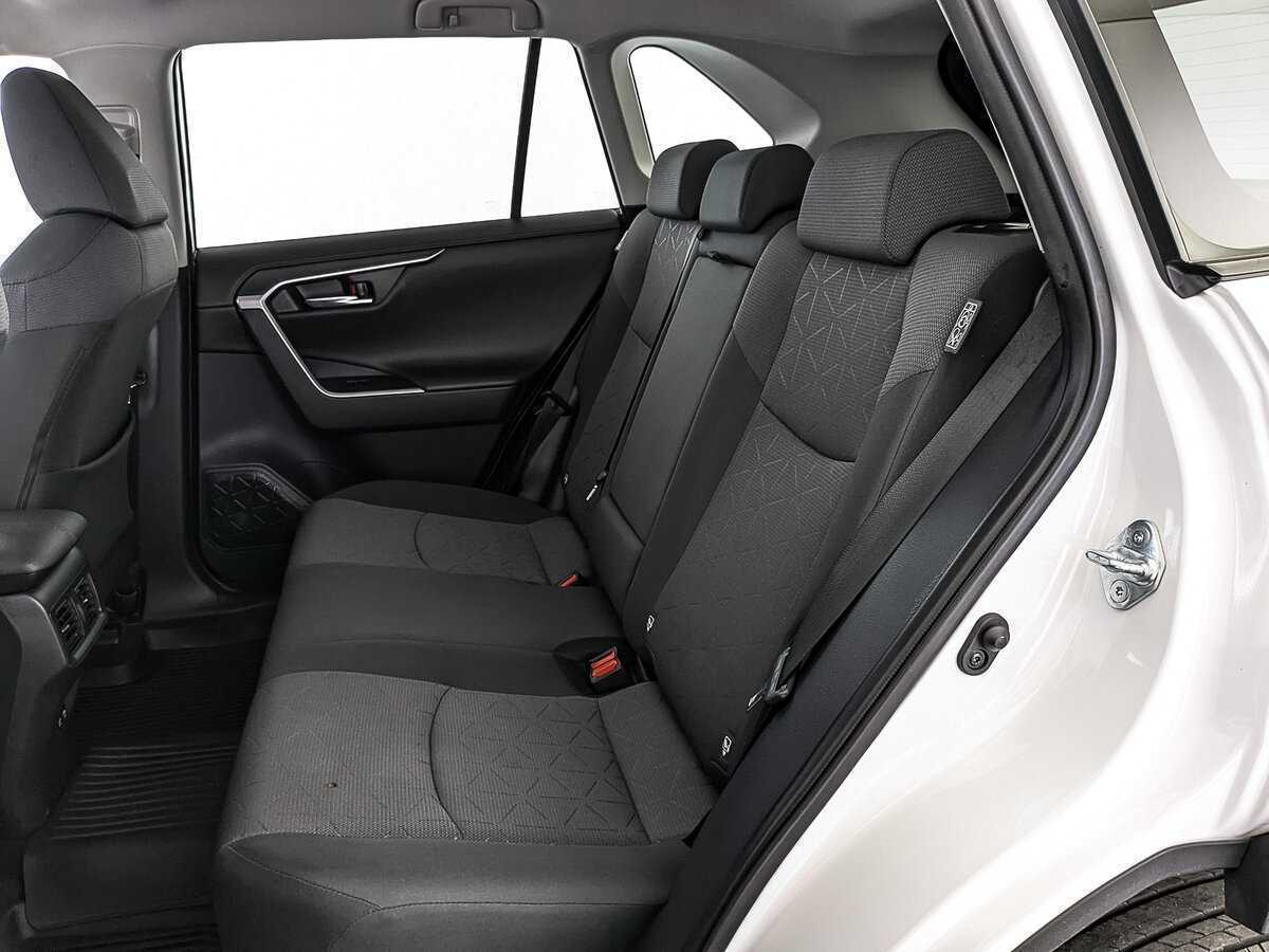 Toyota RAV4, 2021 Фото №12