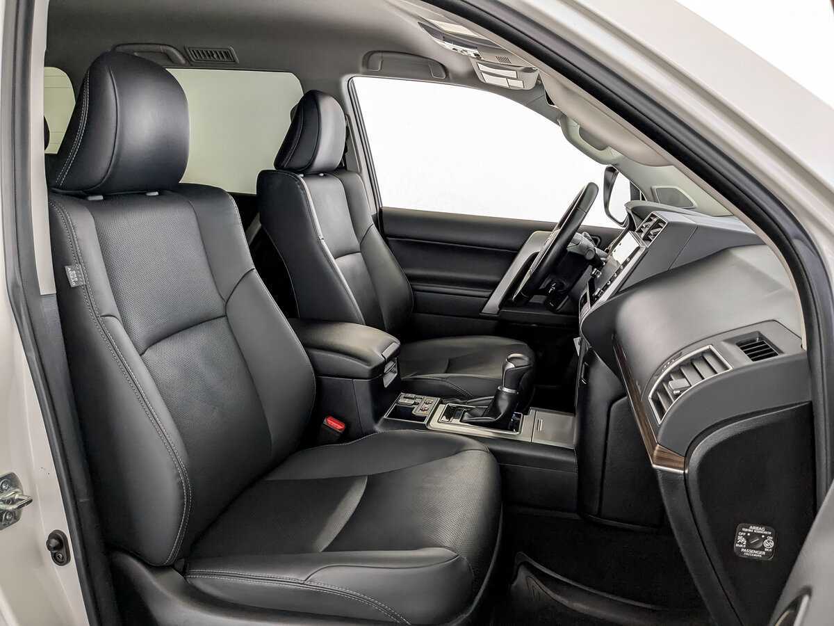 Toyota Land Cruiser Prado, 2022 Фото №24