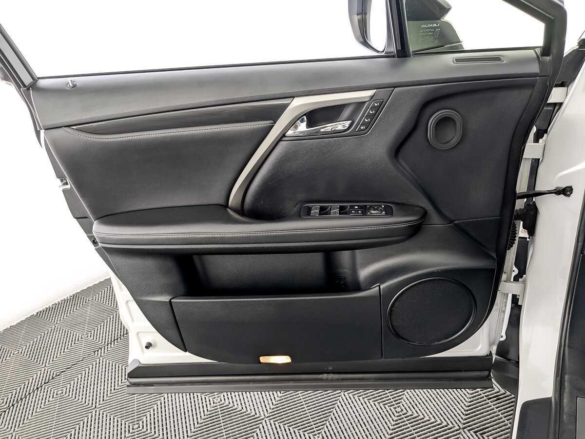 Lexus RX 300, 2019 Фото №17