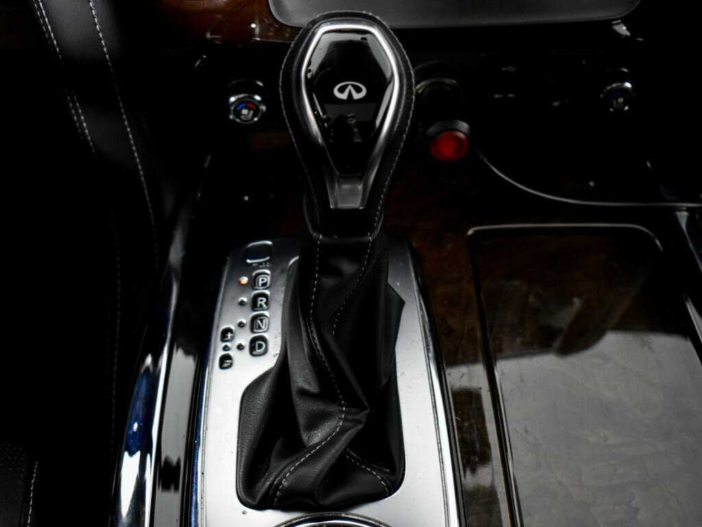 Infiniti QX80, 2018 - 75 944 км. | Фото №8