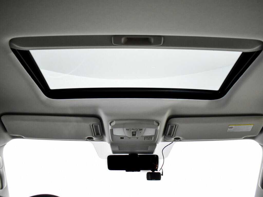 Infiniti QX80, 2018 Фото №16