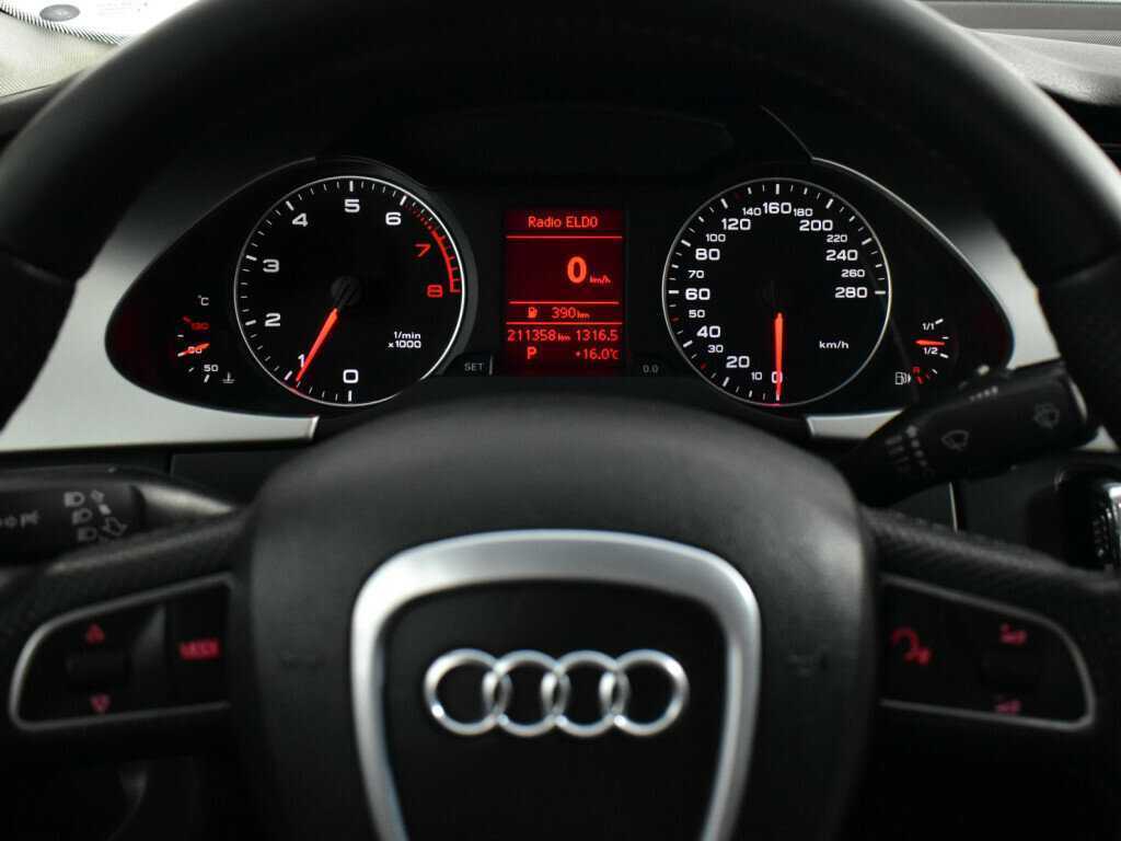 Audi A4, 2011 Фото №11