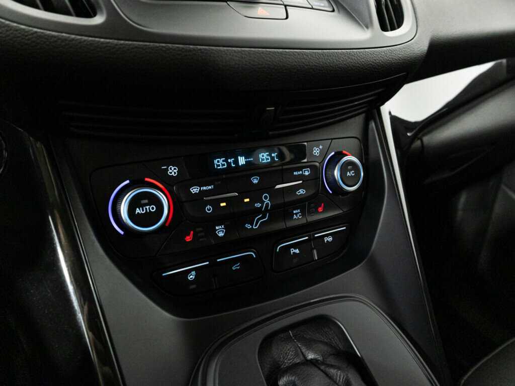 Ford Kuga, 2017 Фото №18