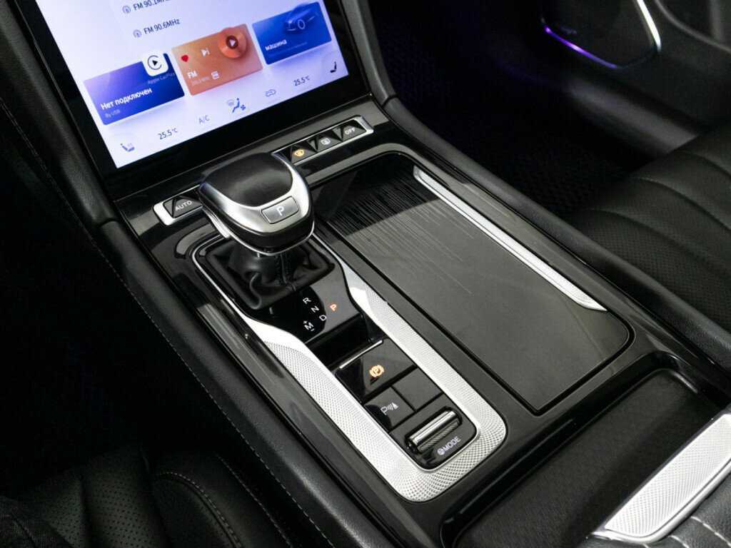 Hongqi H5, 2023 Фото №17