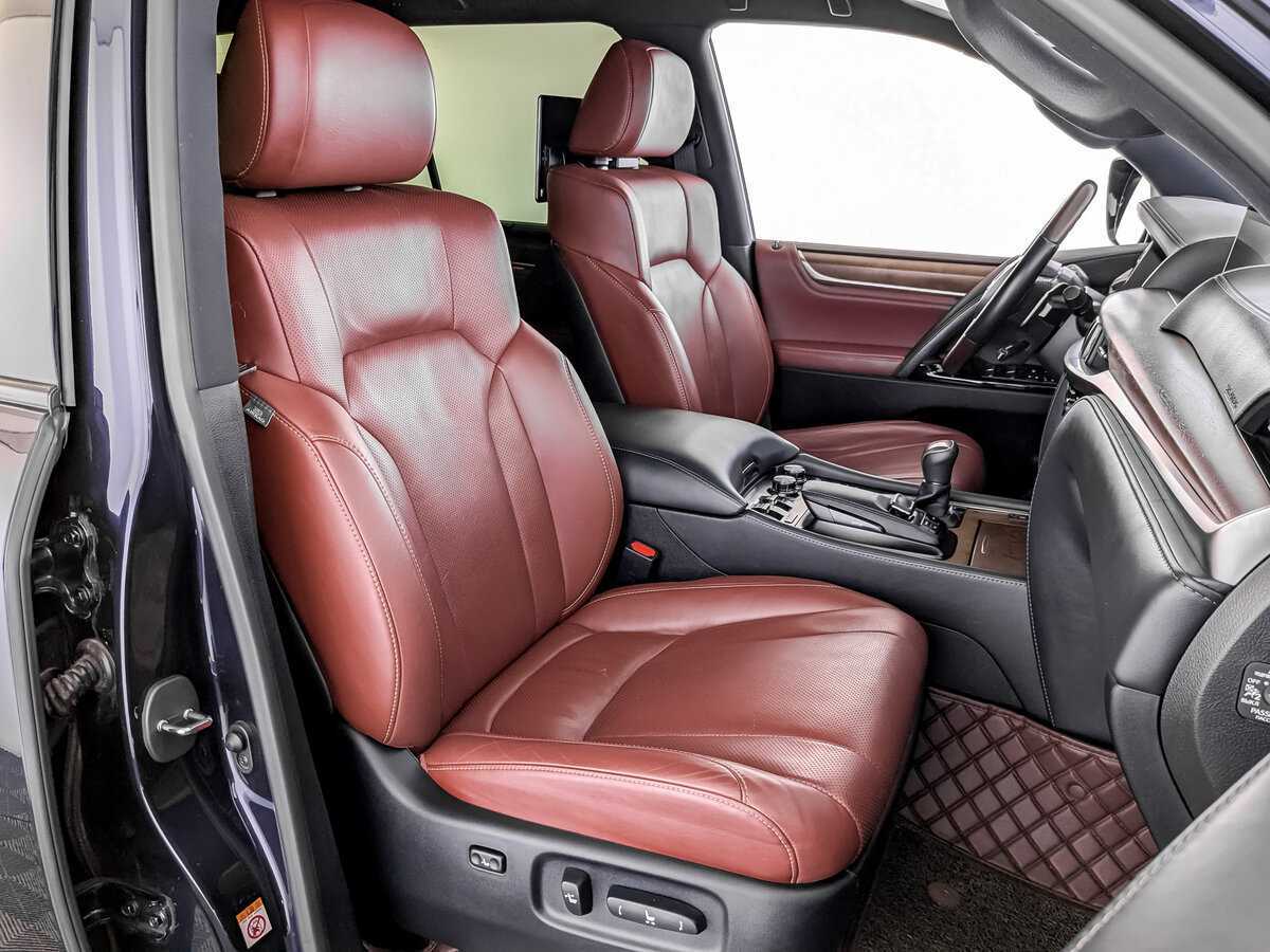 Lexus LX 450d, 2019 Фото №24