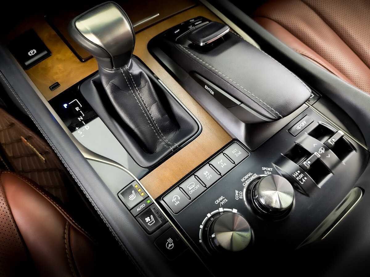 Lexus LX 450d, 2019 Фото №30