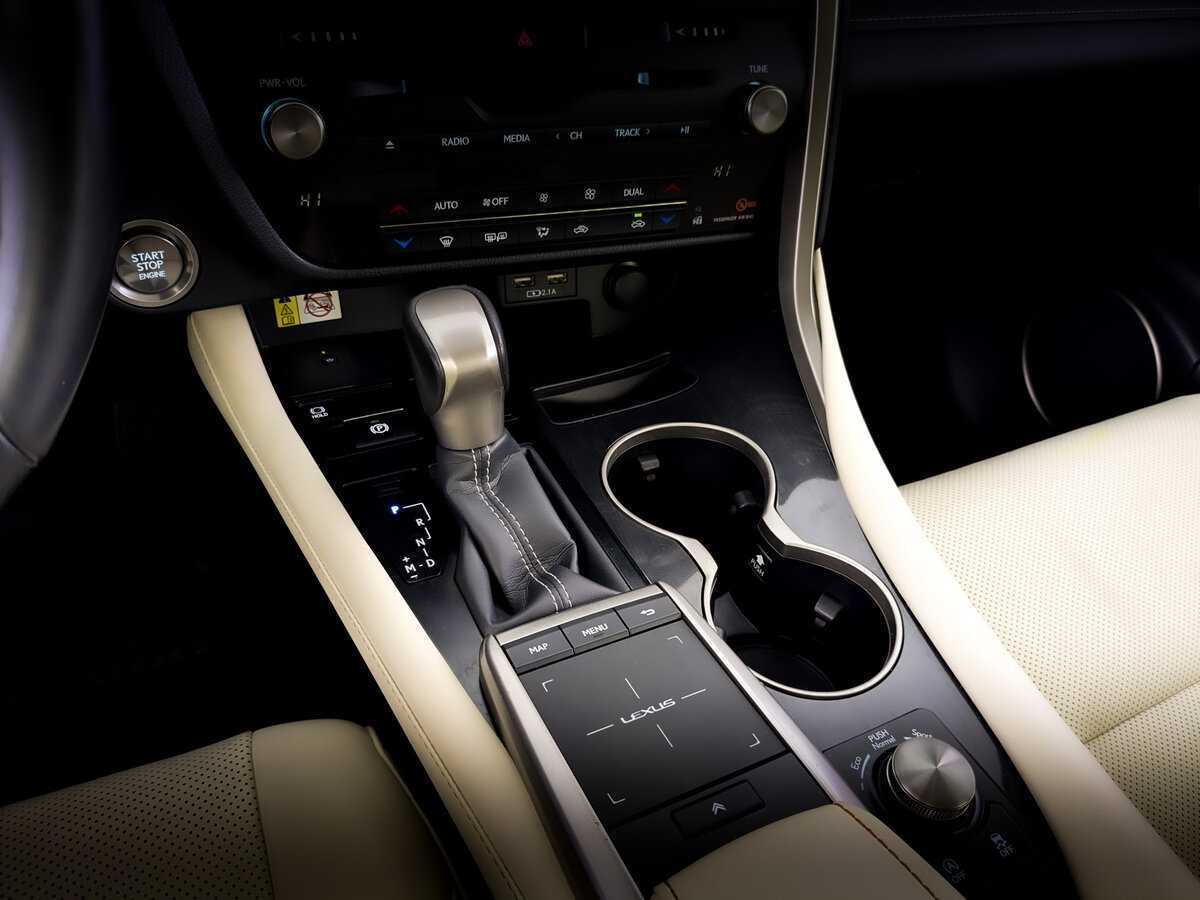 Lexus RX 300, 2020 Фото №26