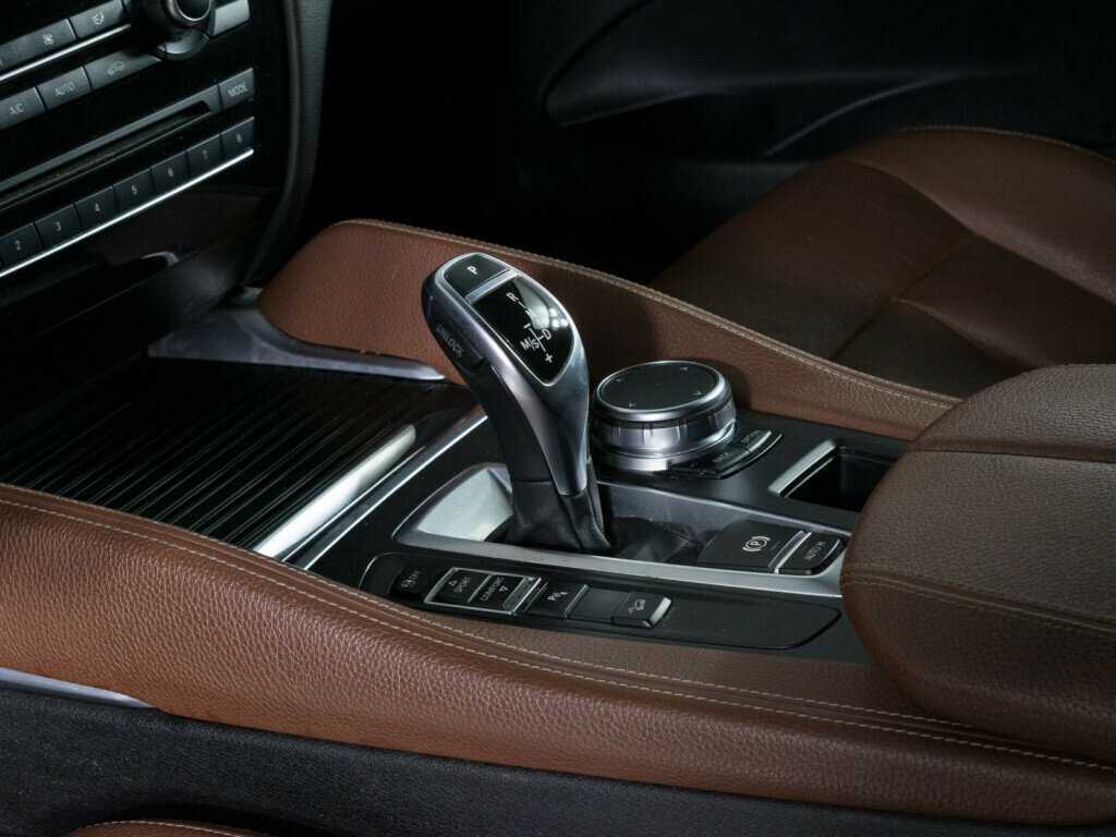 BMW X6 30d, 2018 Фото №15