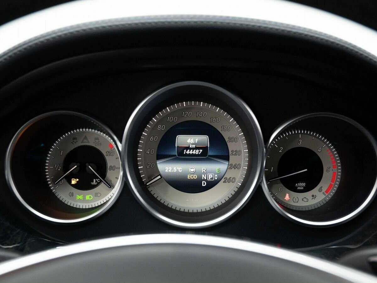 Mercedes-Benz CLS 350 BlueTEC, 2017 Фото №17