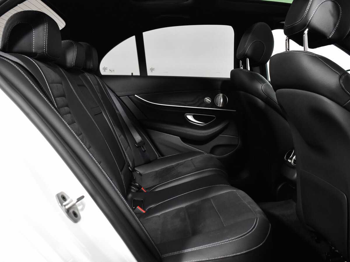 Mercedes-Benz E-Класс 300 d, 2021 Фото №13