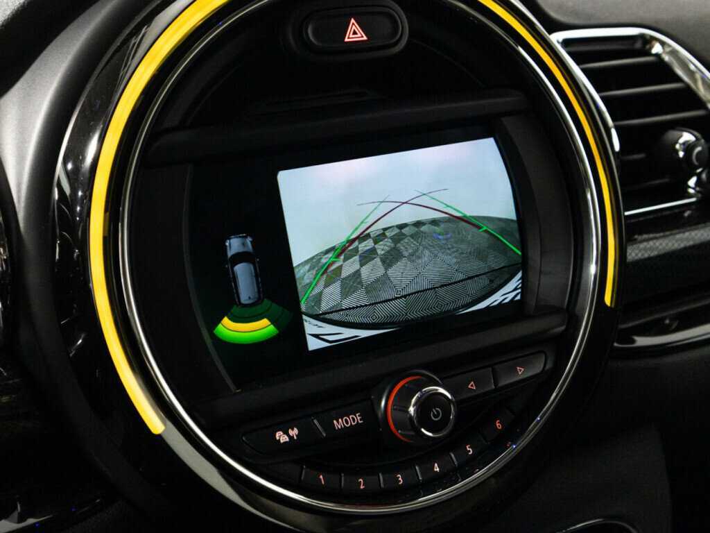 Mini Clubman Cooper, 2020 Фото №15