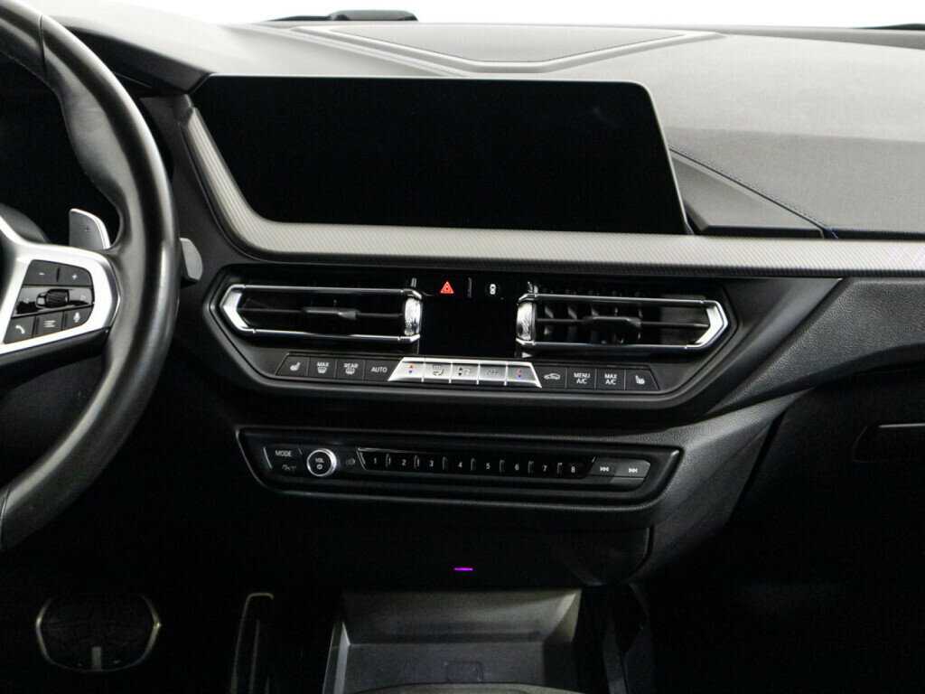 BMW 1 серии M135i xDrive, 2019 Фото №14