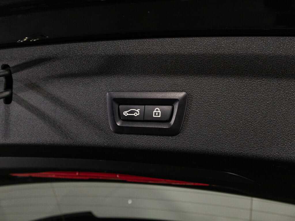 BMW 1 серии M135i xDrive, 2019 Фото №16